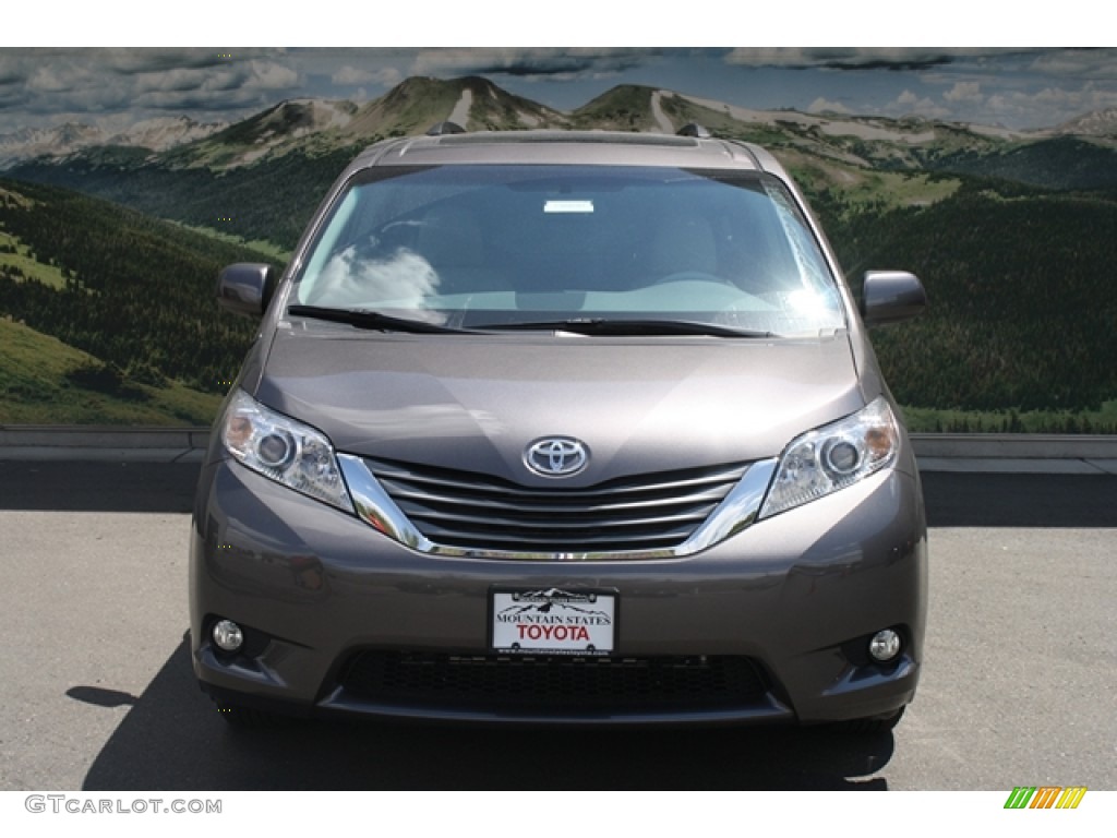 2012 Sienna XLE AWD - Predawn Gray Mica / Light Gray photo #2