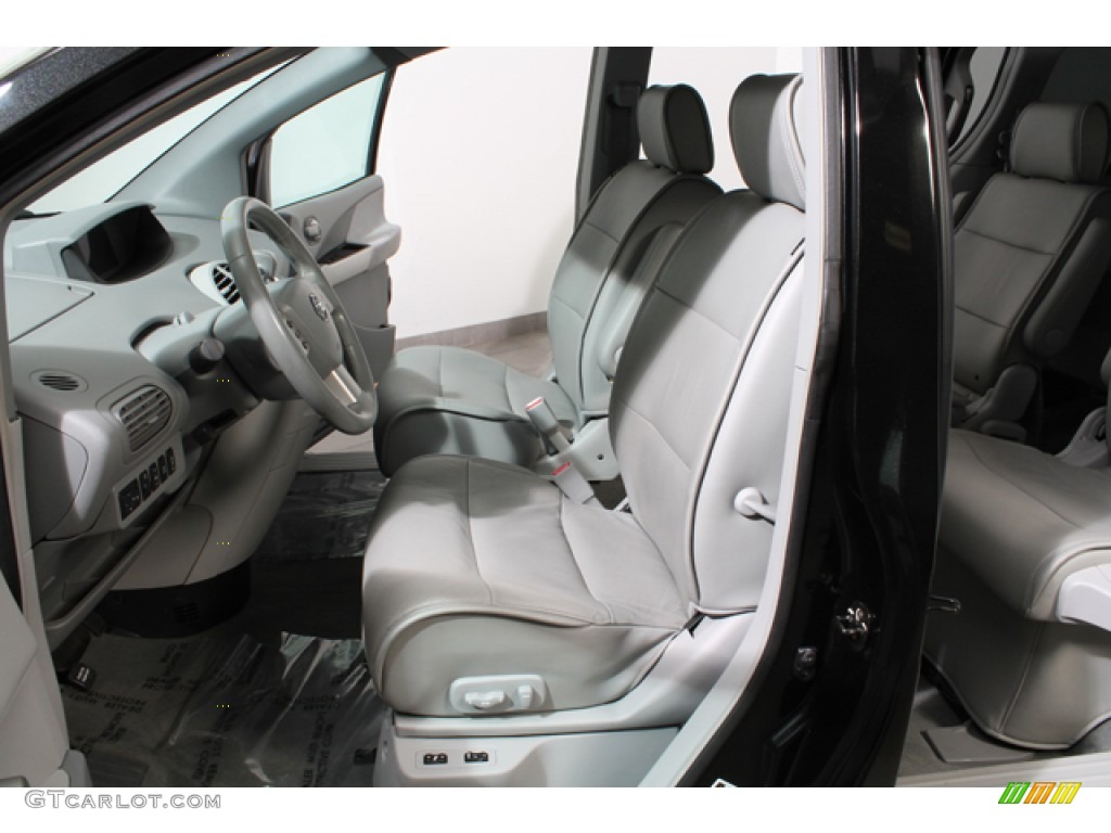 Gray Interior 2005 Nissan Quest 3.5 SE Photo #65768482