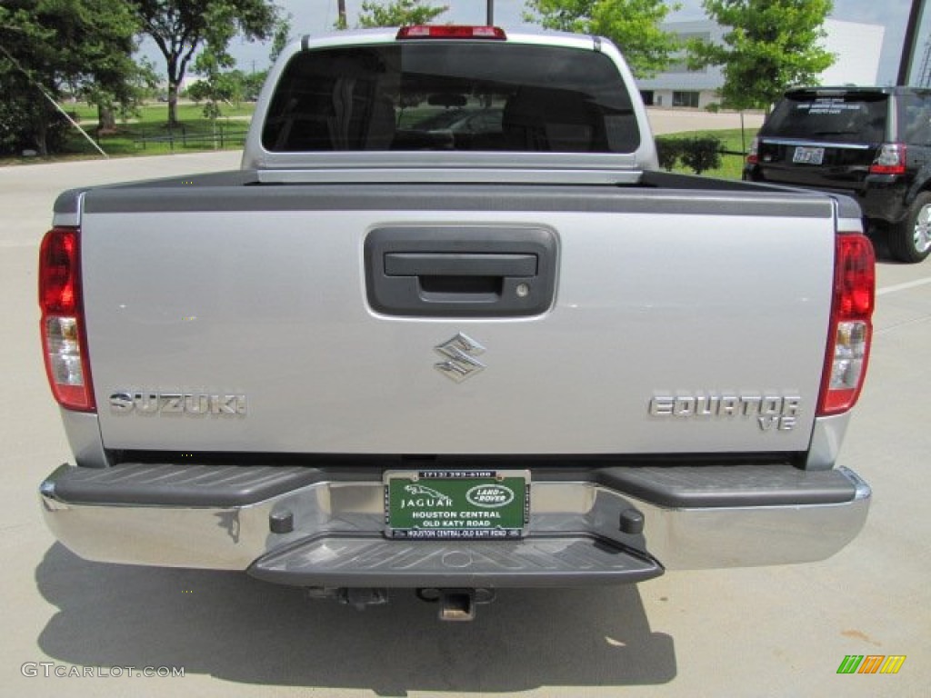 2009 Equator Crew Cab - Liquid Metal Metallic / Graphite photo #9