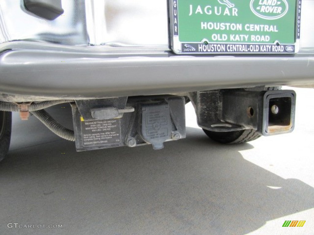2009 Equator Crew Cab - Liquid Metal Metallic / Graphite photo #10