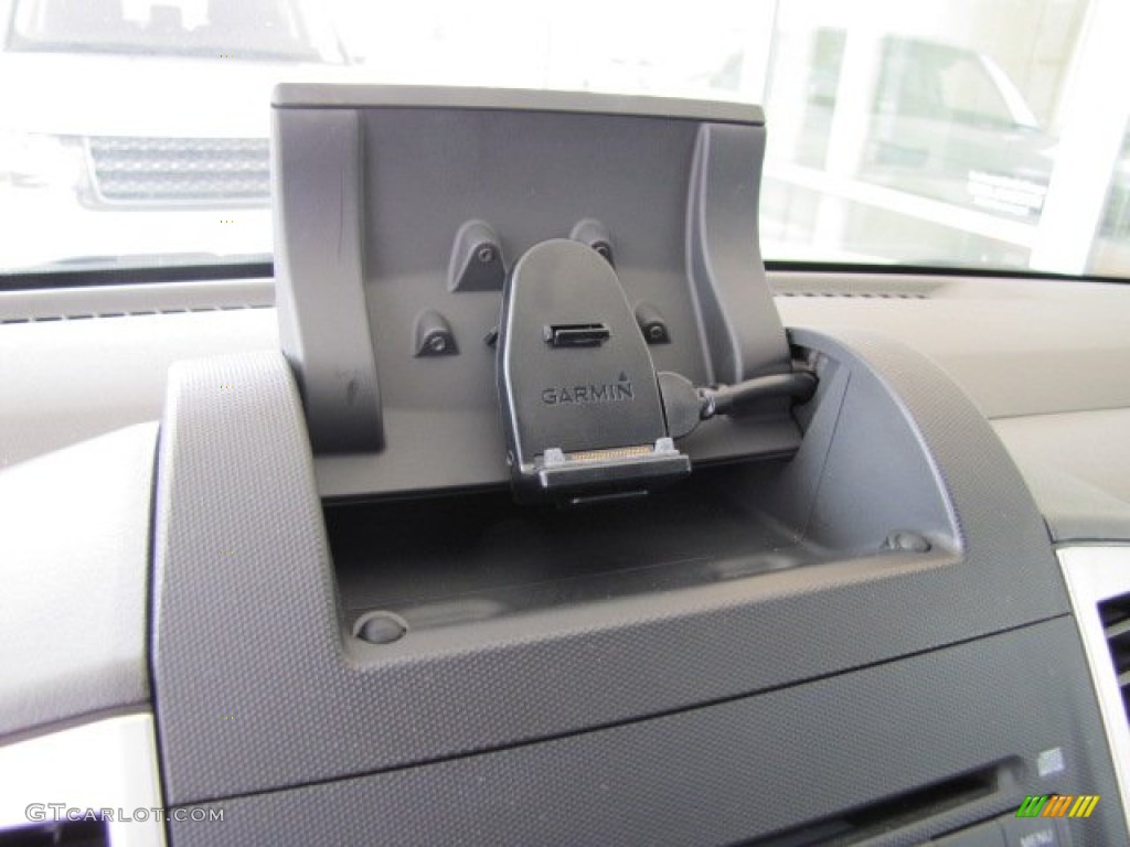 2009 Equator Crew Cab - Liquid Metal Metallic / Graphite photo #19