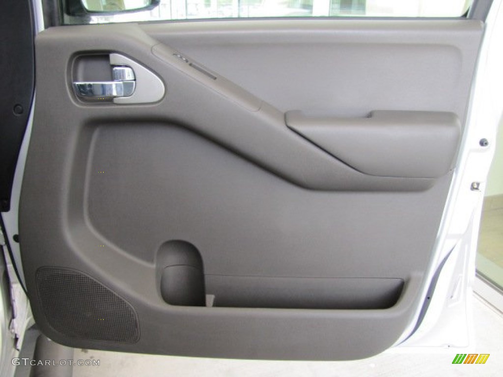 2009 Suzuki Equator Crew Cab Graphite Door Panel Photo #65771950