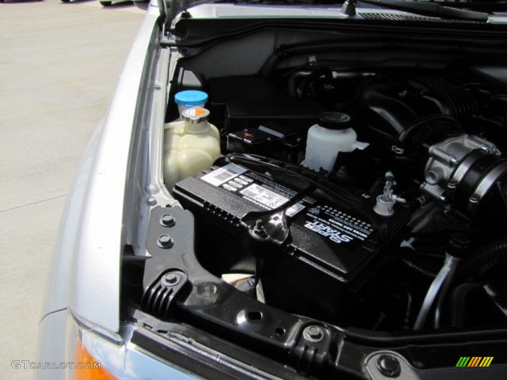 2009 Equator Crew Cab - Liquid Metal Metallic / Graphite photo #36