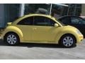 2009 Sunflower Yellow Volkswagen New Beetle 2.5 Coupe  photo #4