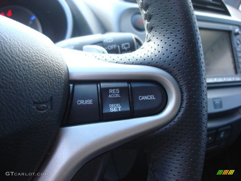 2010 Honda Fit Sport Controls Photo #65773471