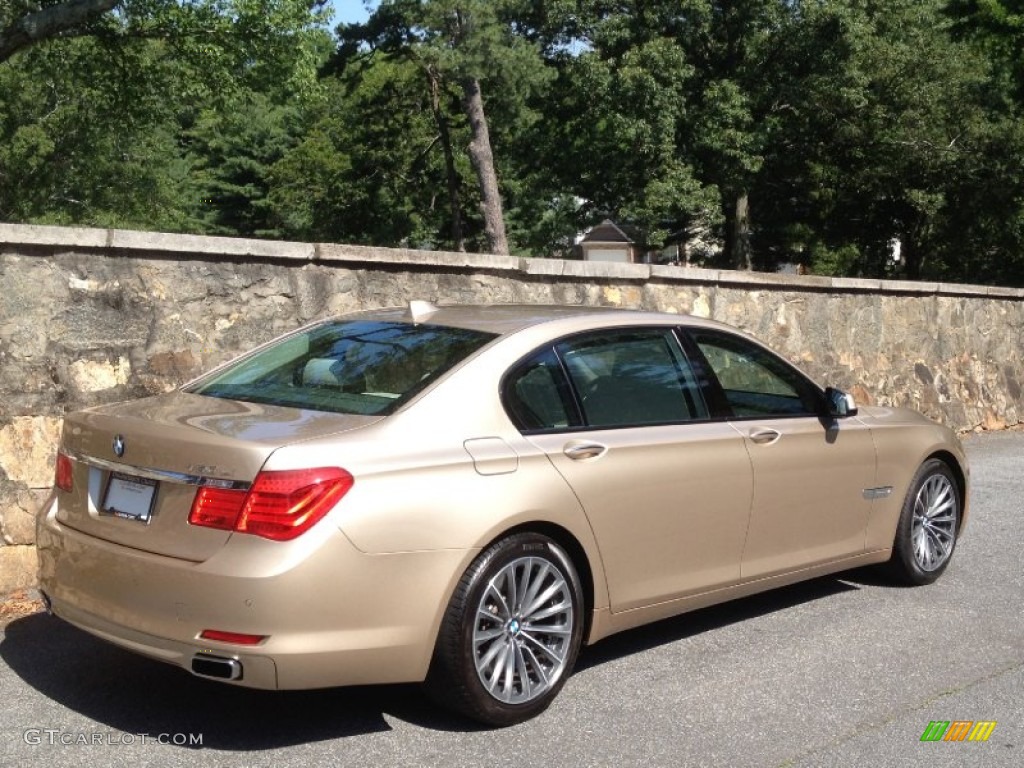 Milano Beige Metallic 2009 BMW 7 Series 750Li Sedan Exterior Photo #65773783