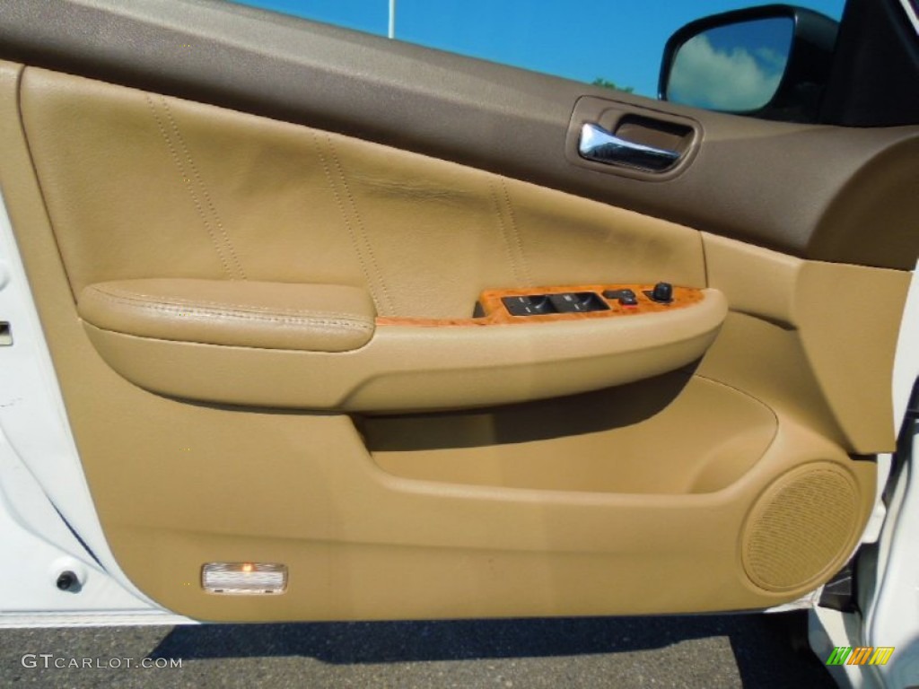 2003 Accord EX V6 Sedan - Taffeta White / Ivory photo #11