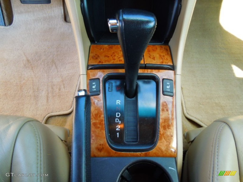 2003 Accord EX V6 Sedan - Taffeta White / Ivory photo #12