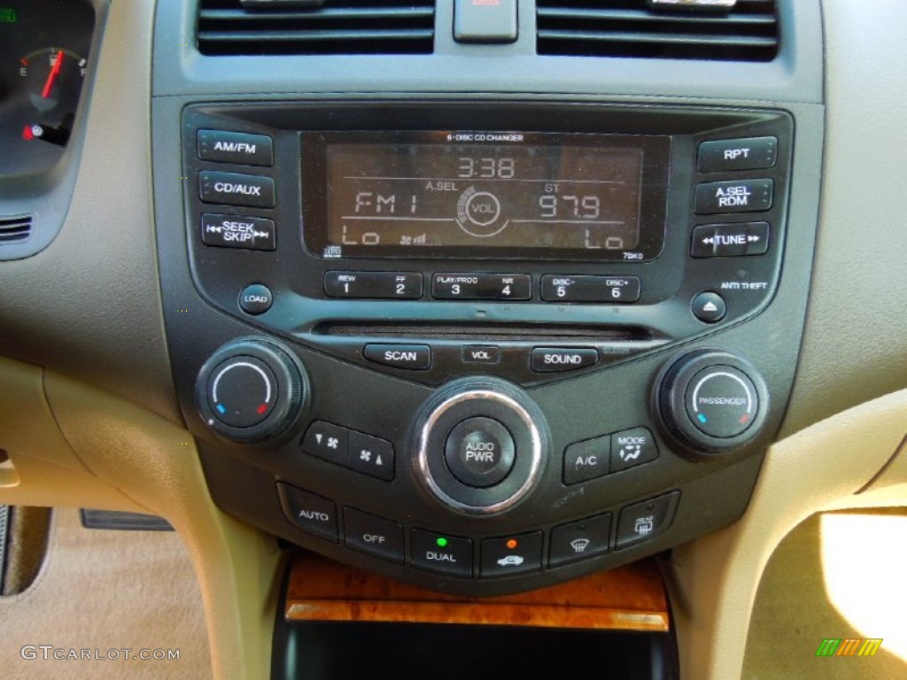 2003 Accord EX V6 Sedan - Taffeta White / Ivory photo #13