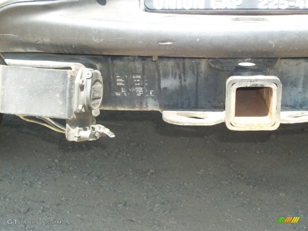 2002 Excursion XLT 4x4 - Medium Wedgewood Blue Metallic / Medium Flint photo #40