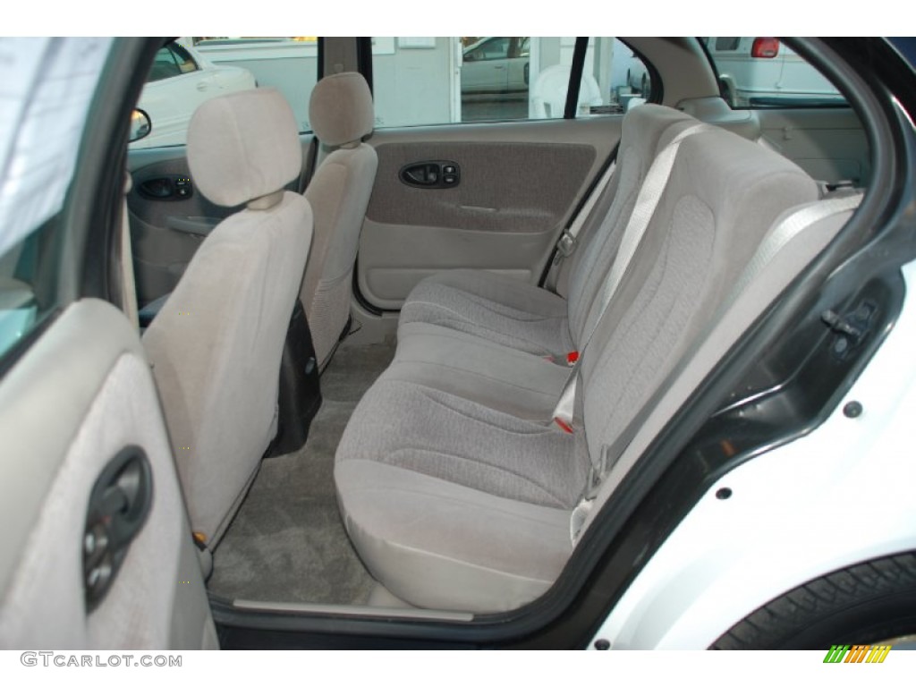 2000 Saturn S Series SW2 Wagon Rear Seat Photo #65776758