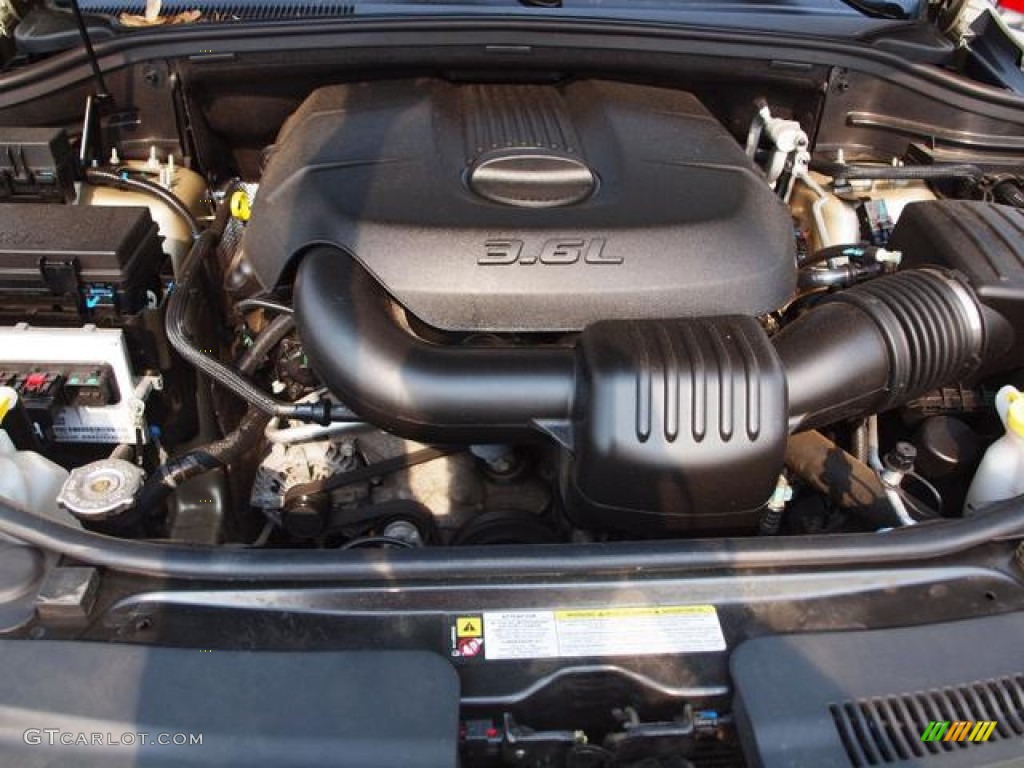 2011 Jeep Grand Cherokee Laredo X Package 4x4 3.6 Liter DOHC 24-Valve VVT V6 Engine Photo #65777225