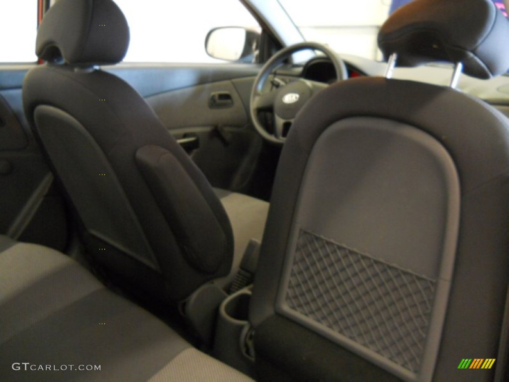 2011 Rio LX - Tropical Red / Gray photo #15