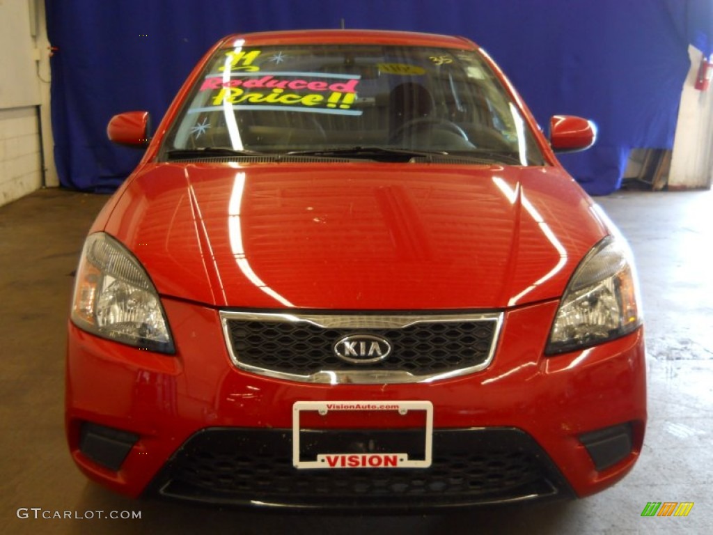 2011 Rio LX - Tropical Red / Gray photo #16