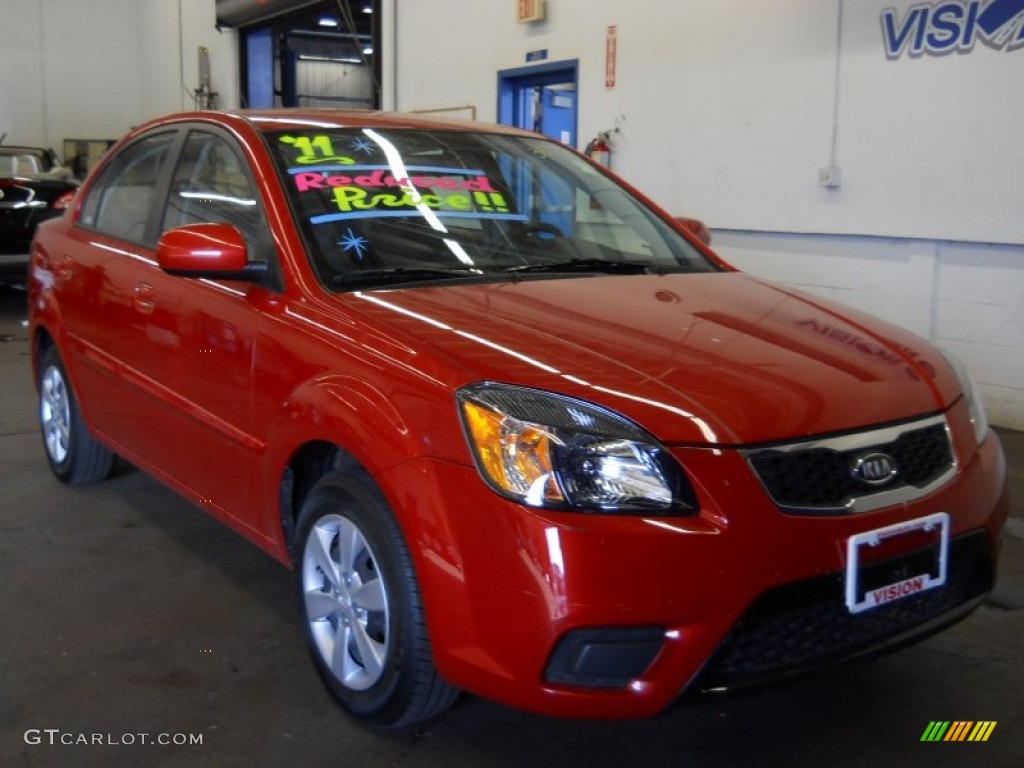 2011 Rio LX - Tropical Red / Gray photo #17