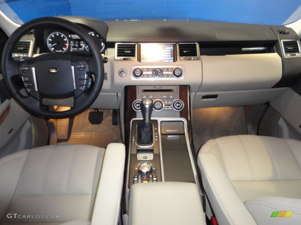 2010 Land Rover Range Rover Sport HSE Almond/Nutmeg Stitching Dashboard Photo #65779022
