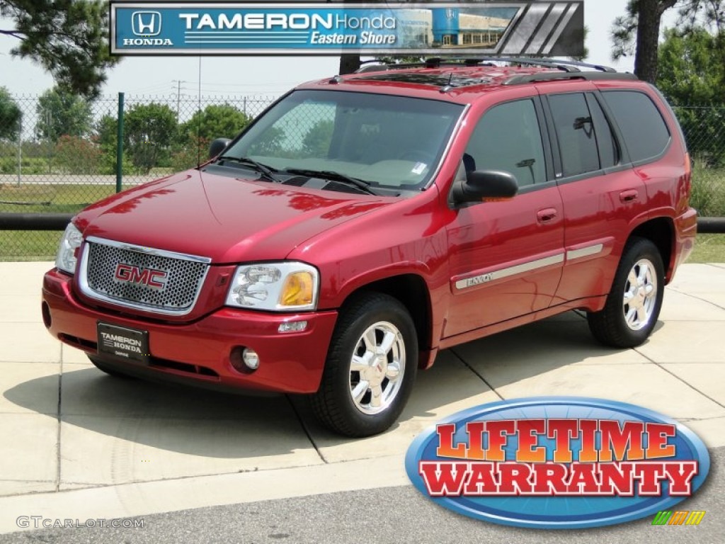 2004 Envoy SLE - Magnetic Red Metallic / Medium Pewter photo #2