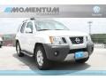 2010 Avalanche White Nissan Xterra SE  photo #1