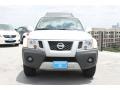 2010 Avalanche White Nissan Xterra SE  photo #2