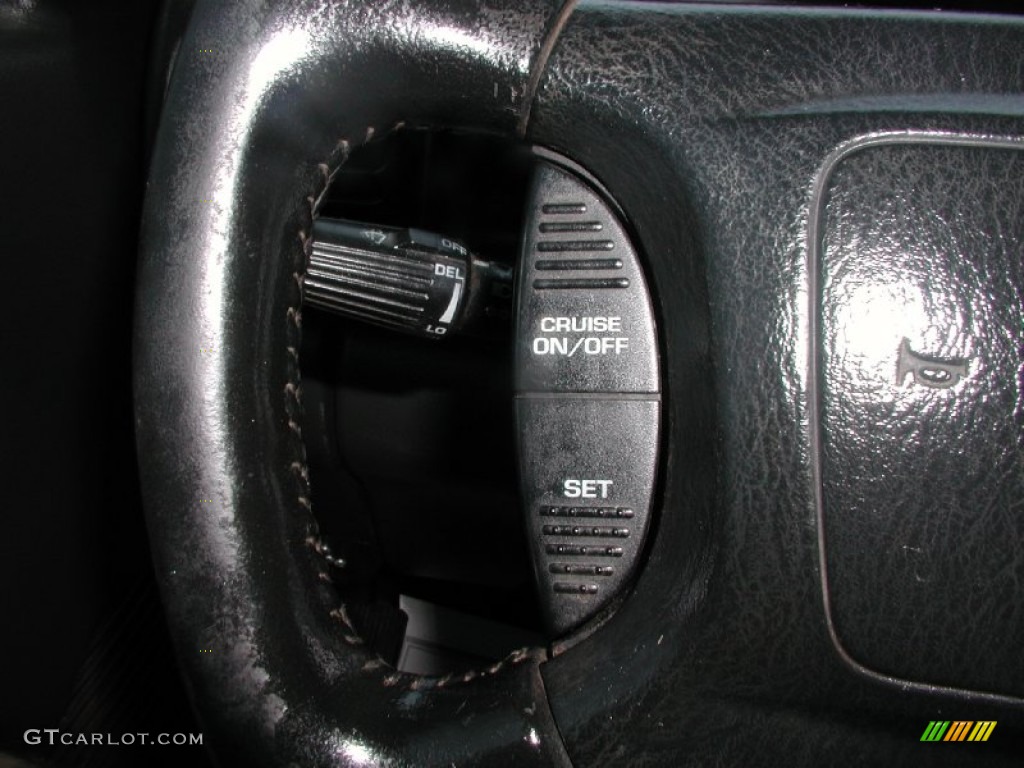 2002 Dodge Ram 2500 SLT Quad Cab 4x4 Controls Photo #65784362