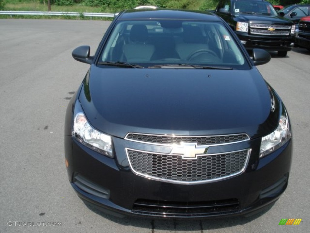 2012 Cruze LS - Black Granite Metallic / Jet Black/Medium Titanium photo #3