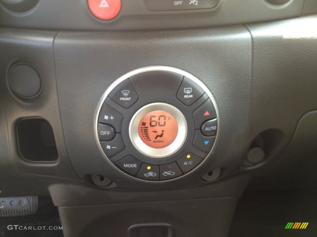 2009 Nissan Cube 1.8 SL Controls Photo #65788958