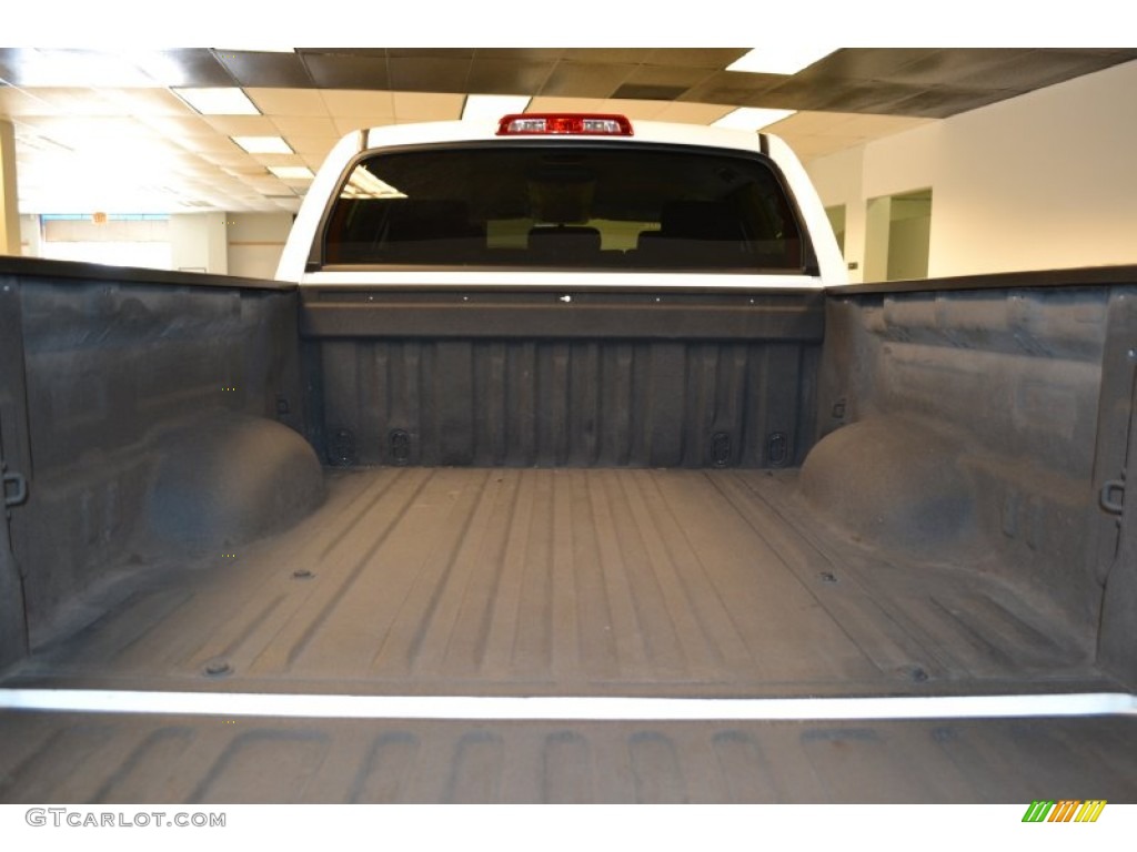 2010 Tundra CrewMax - Super White / Black photo #6