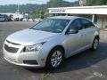 Silver Ice Metallic - Cruze LS Photo No. 4