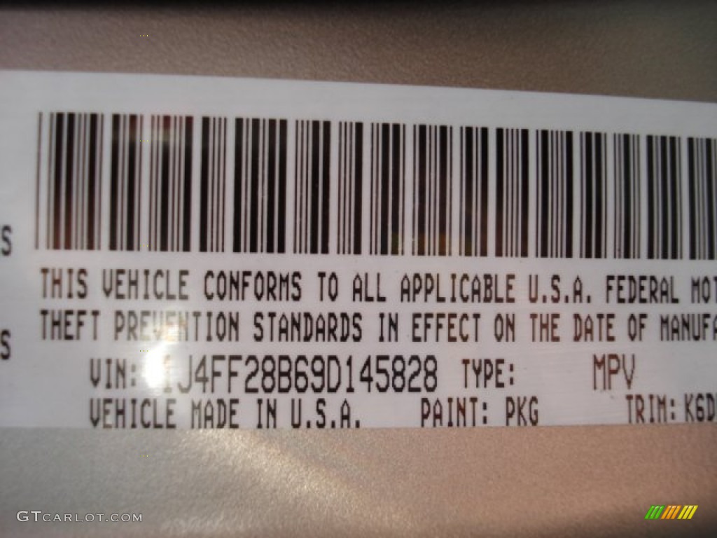2009 Patriot Color Code PKG for Light Sandstone Metallic Photo #65791382
