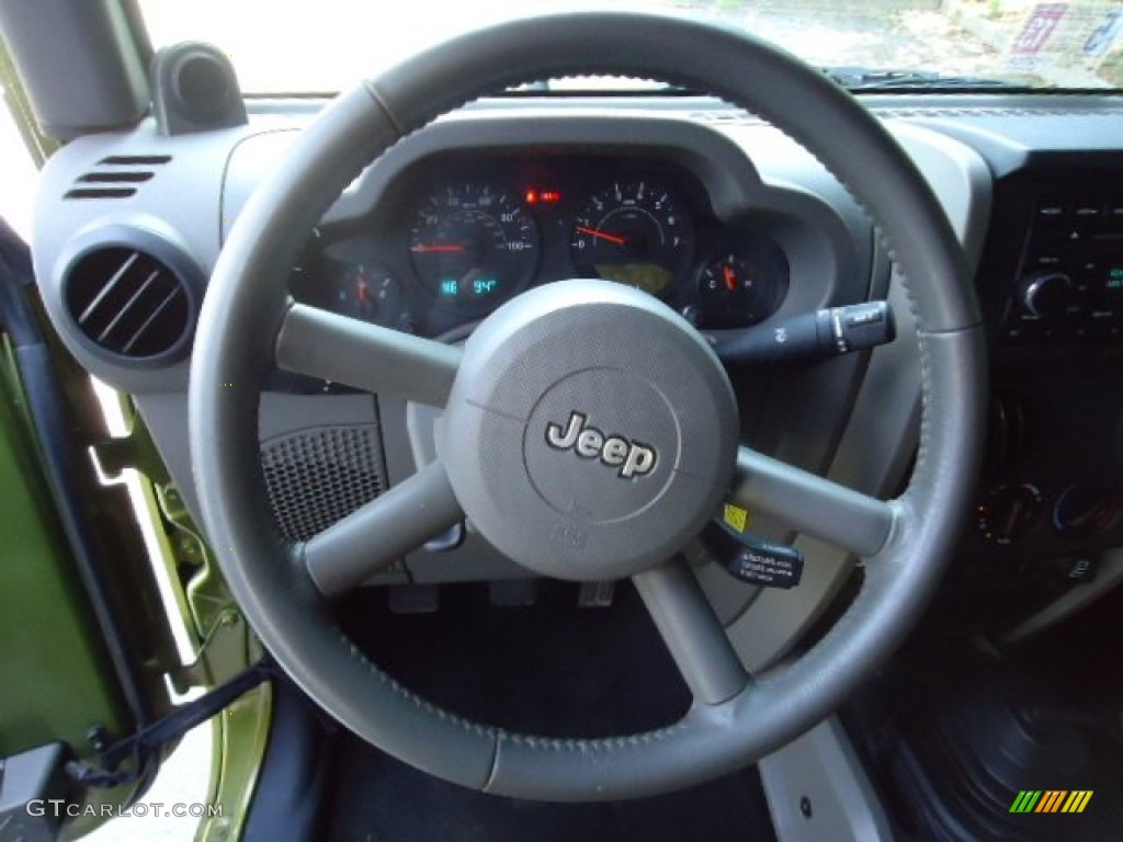 2007 Jeep Wrangler Unlimited X 4x4 Dark Khaki/Medium Khaki Steering Wheel Photo #65792474