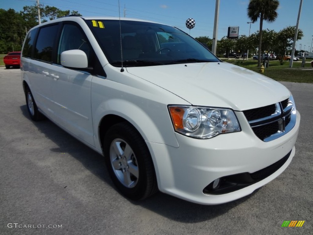 2011 Grand Caravan Crew - Stone White / Black/Light Graystone photo #12