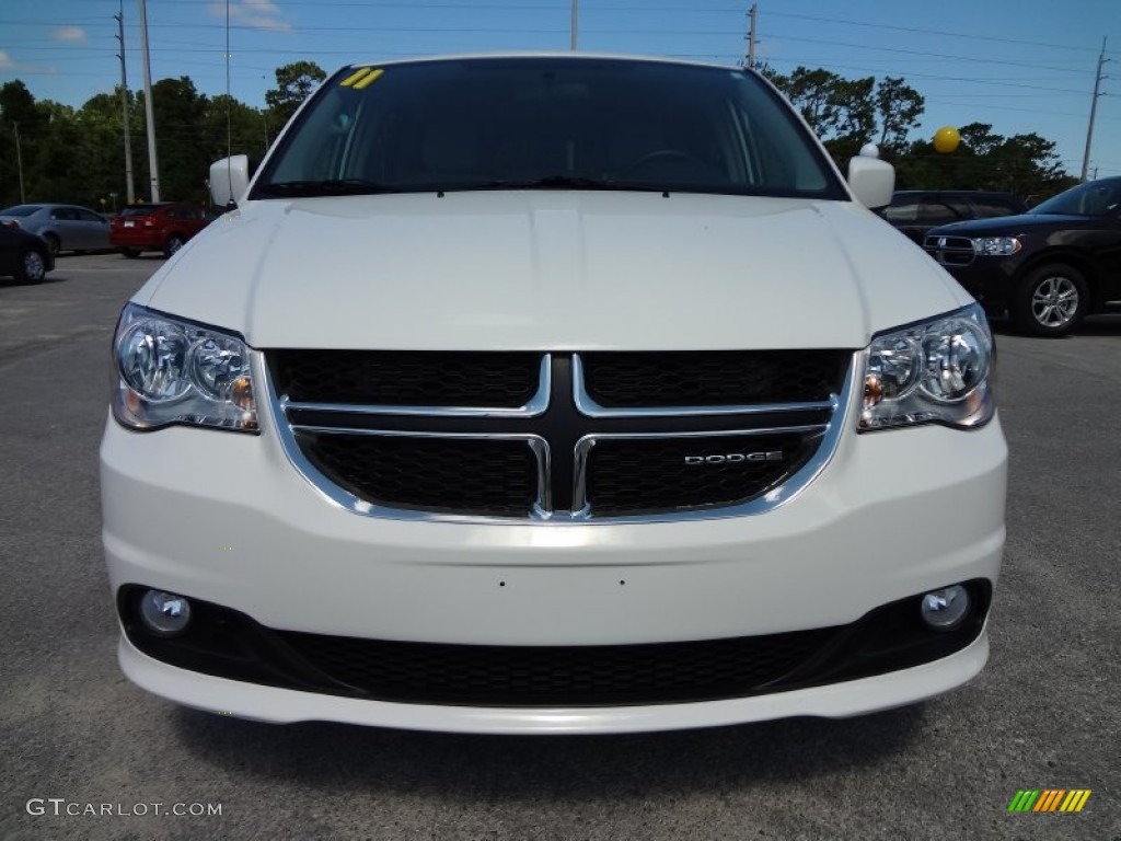 2011 Grand Caravan Crew - Stone White / Black/Light Graystone photo #15