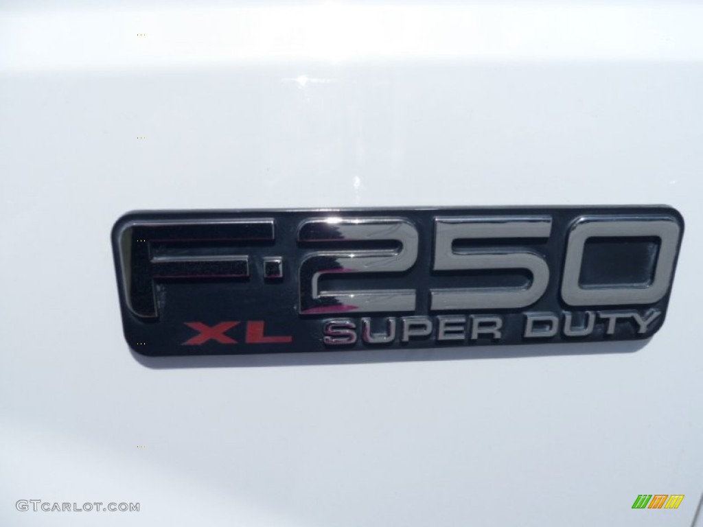 2003 F250 Super Duty XL SuperCab 4x4 - Oxford White / Medium Flint Grey photo #28