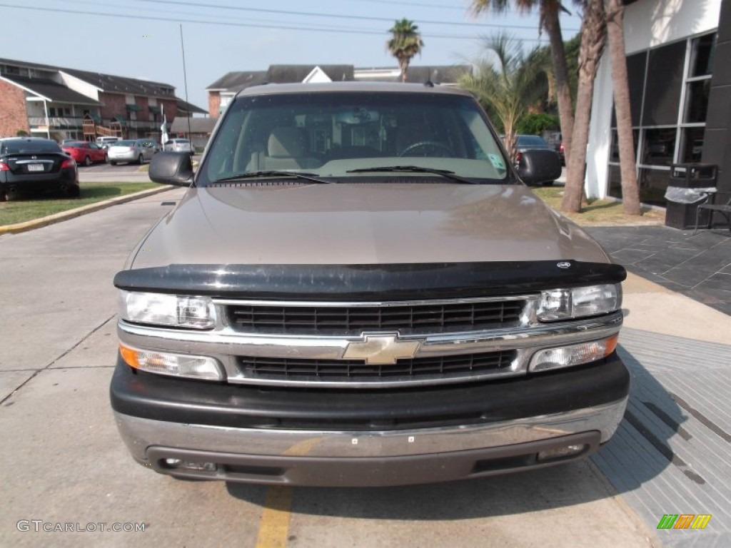 2005 Tahoe LS - Sandstone Metallic / Tan/Neutral photo #2