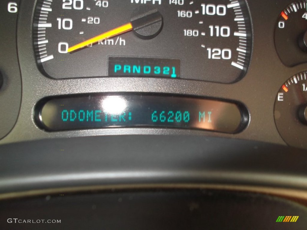 2005 Tahoe LS - Sandstone Metallic / Tan/Neutral photo #17
