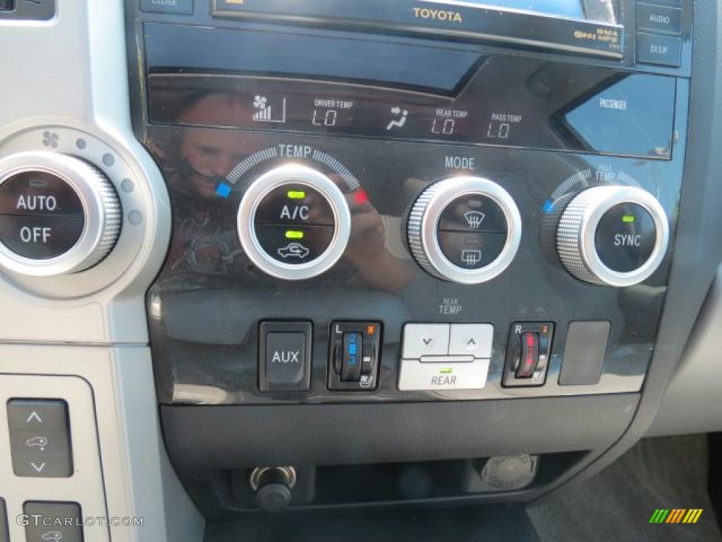 2008 Toyota Sequoia Platinum 4WD Controls Photo #65796521