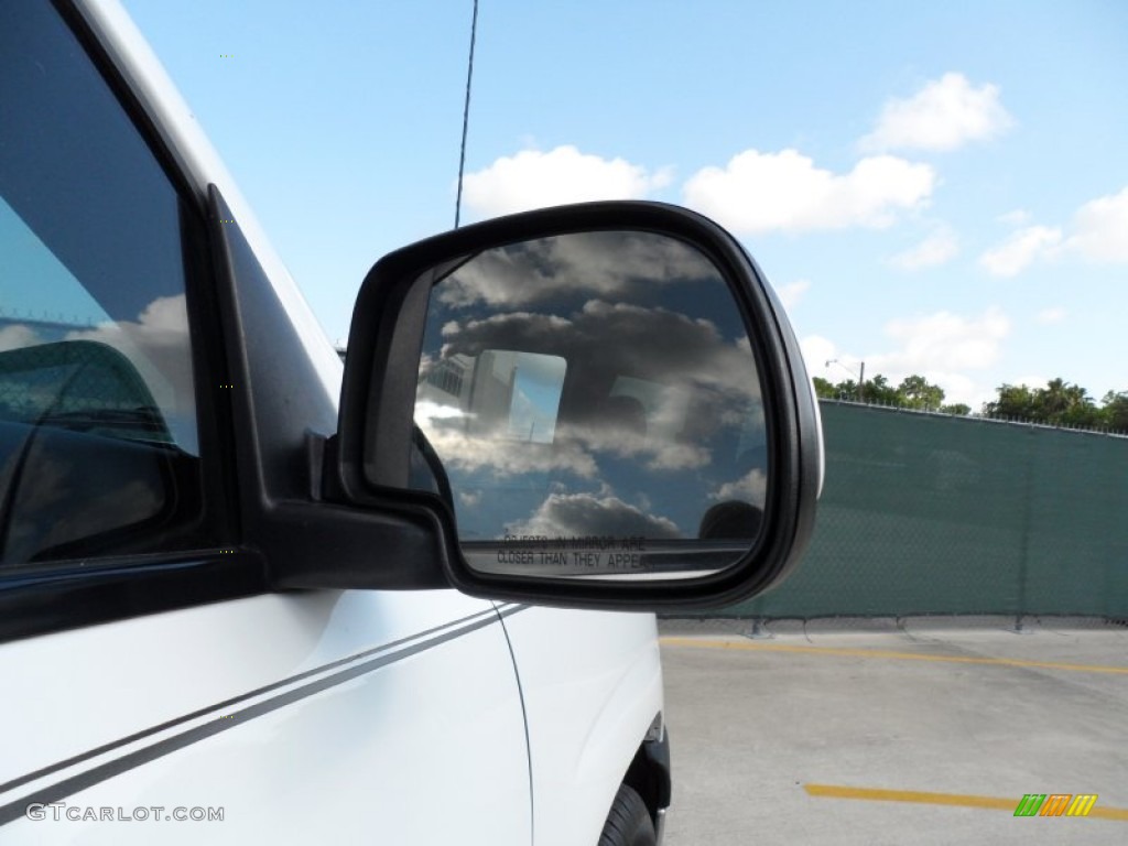 2003 Silverado 1500 Extended Cab - Summit White / Dark Charcoal photo #17