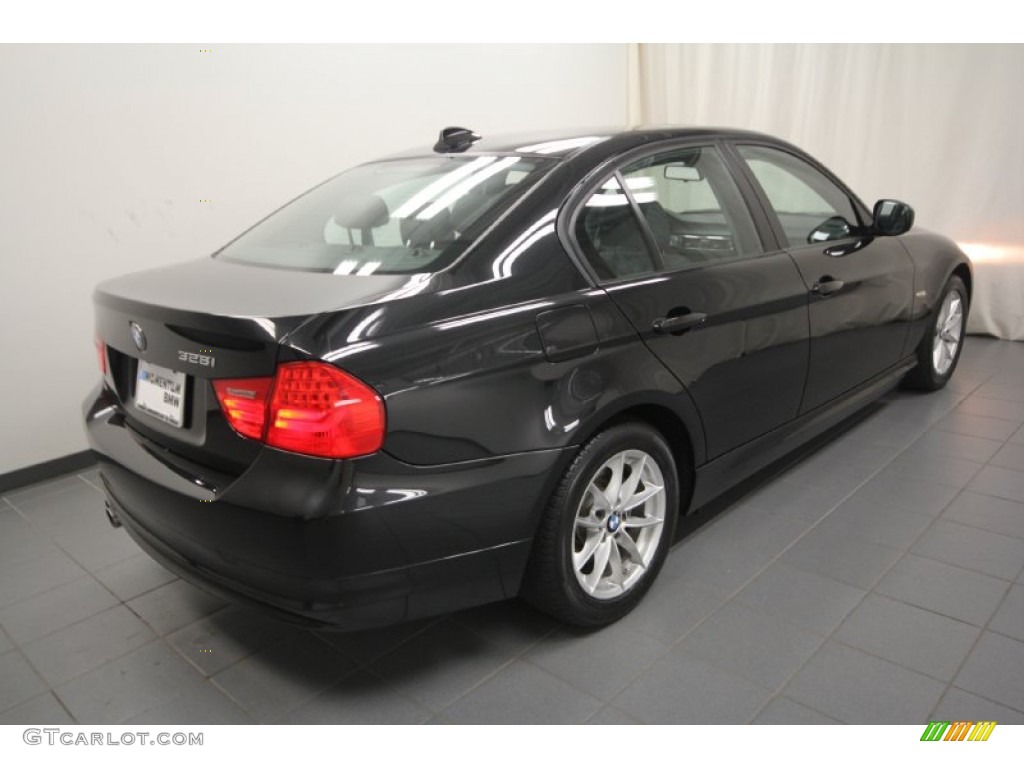 2010 3 Series 328i Sedan - Black Sapphire Metallic / Black photo #11