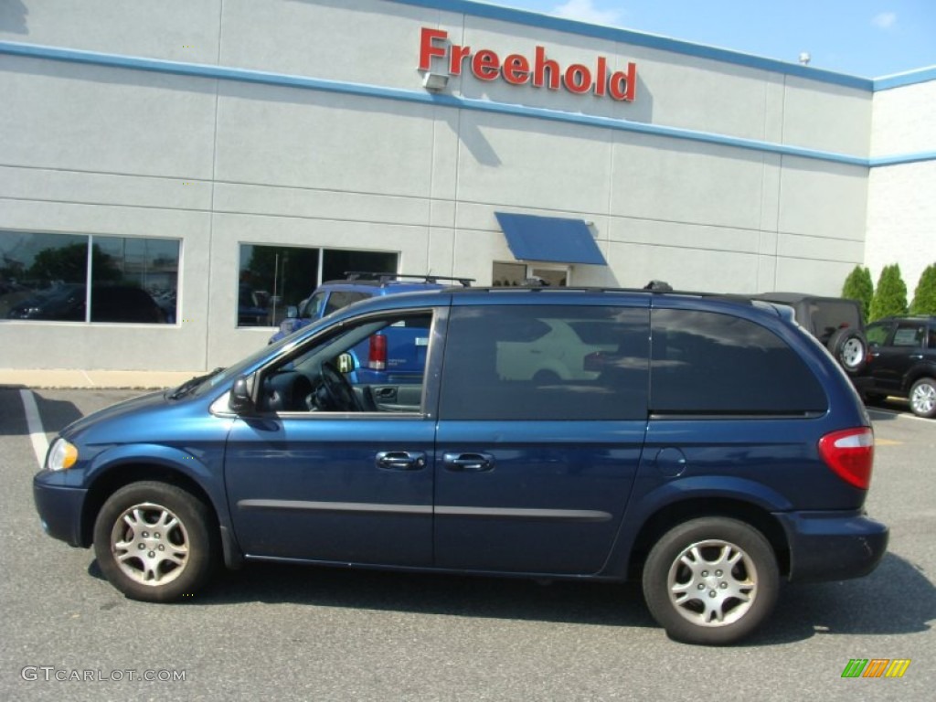 2003 Caravan Sport - Patriot Blue Pearl / Navy Blue photo #3