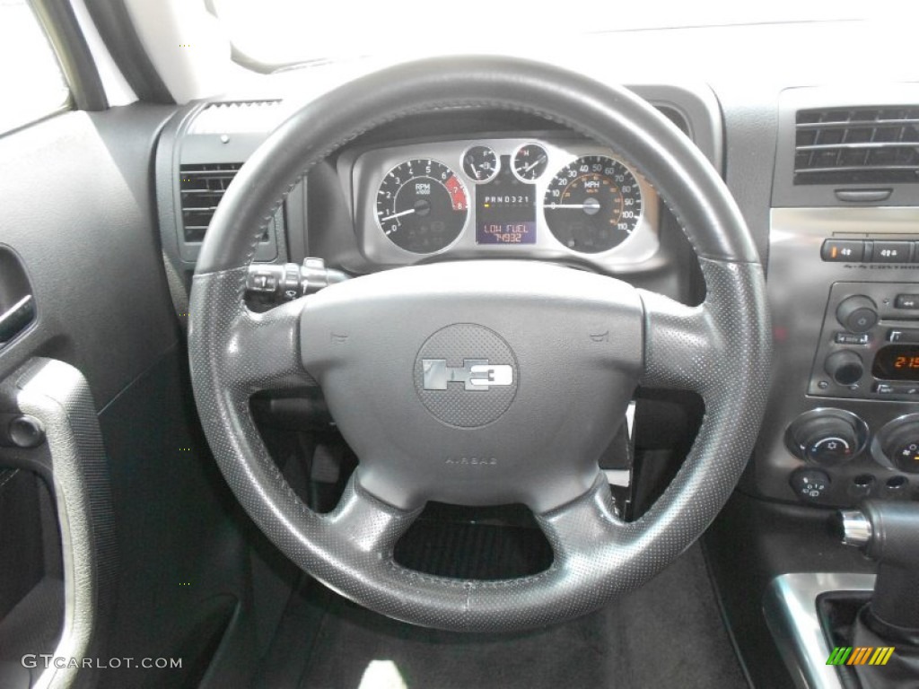 2006 Hummer H3 Standard H3 Model Ebony Black/Pewter Gray Steering Wheel Photo #65804761