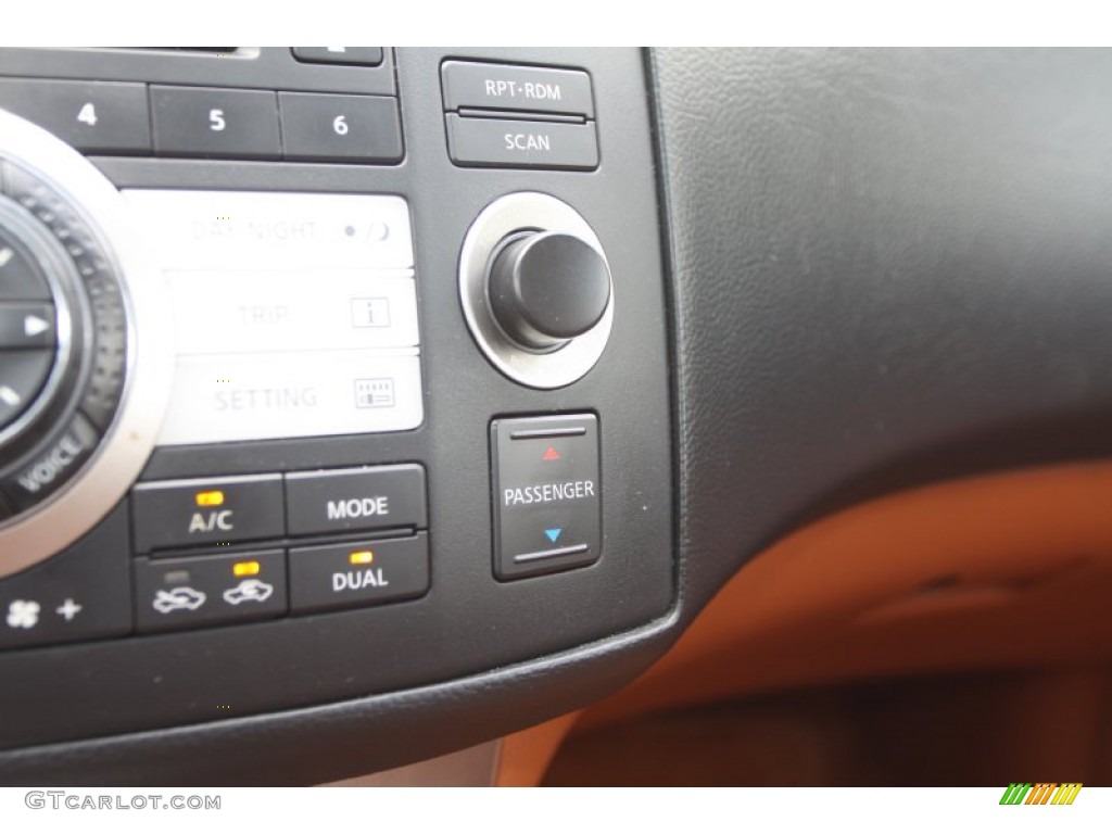 2006 Infiniti FX 35 Controls Photo #65809219