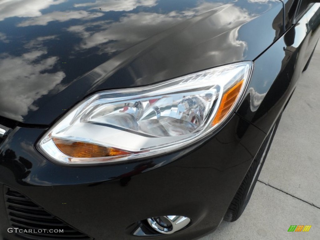 2012 Focus SE Sport 5-Door - Tuxedo Black Metallic / Charcoal Black photo #9