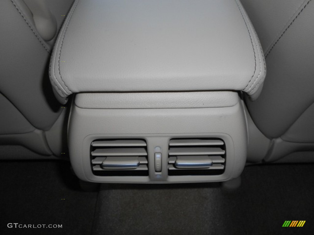2012 TSX Technology Sedan - Bellanova White Pearl / Parchment photo #20