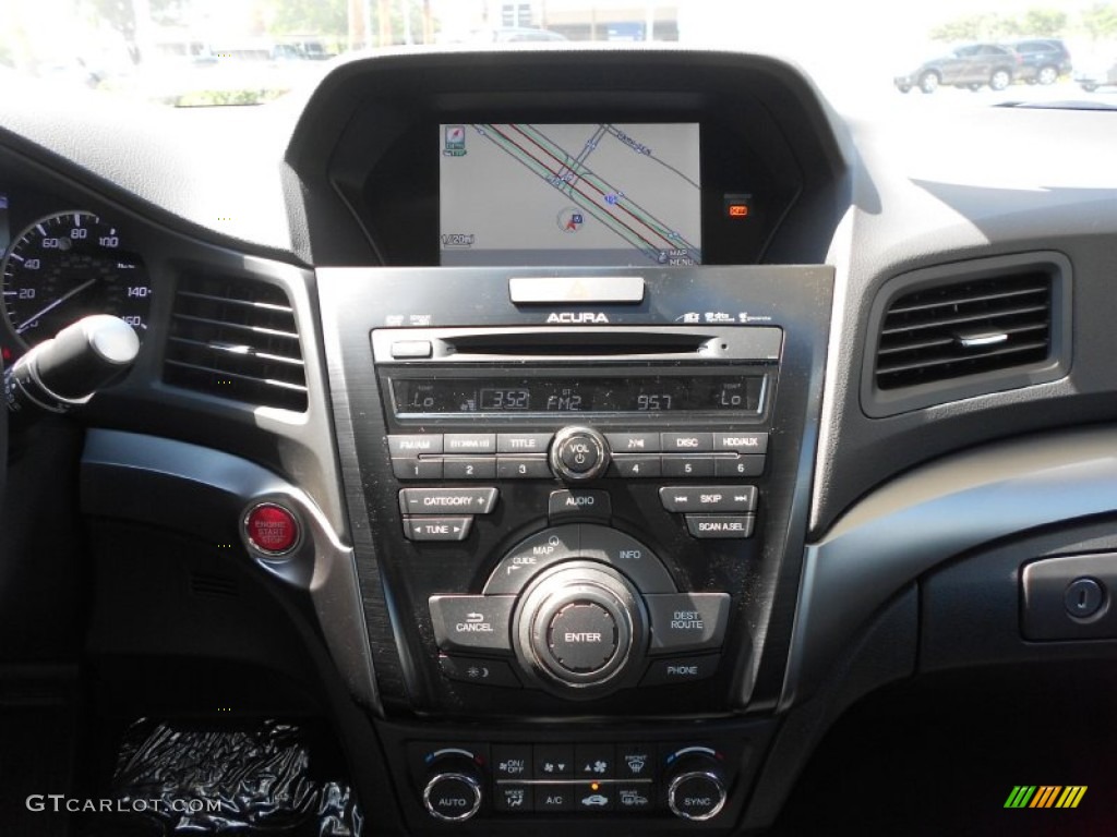 2013 Acura ILX 1.5L Hybrid Technology Controls Photo #65820809