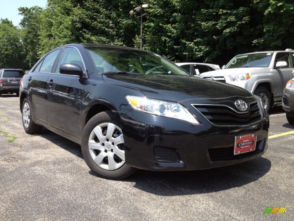 Black Toyota Camry