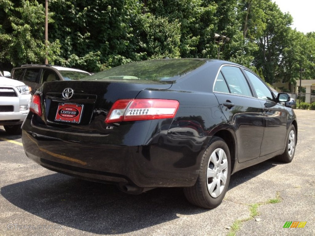 2010 Camry LE - Black / Bisque photo #5