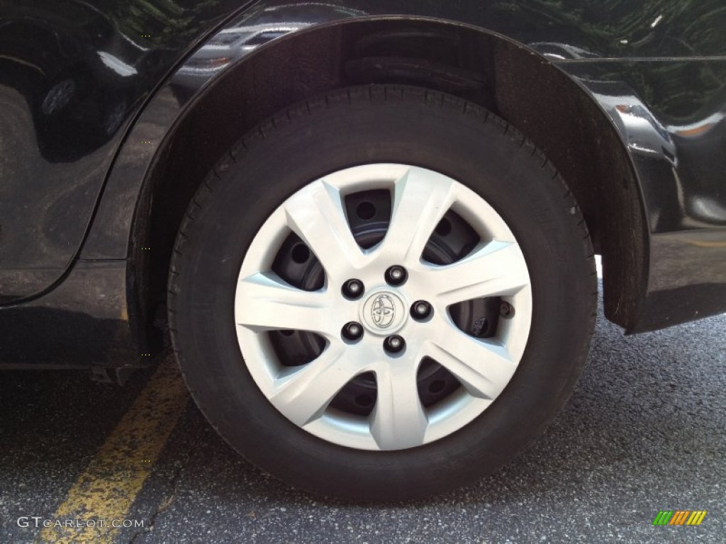 2010 Camry LE - Black / Bisque photo #9