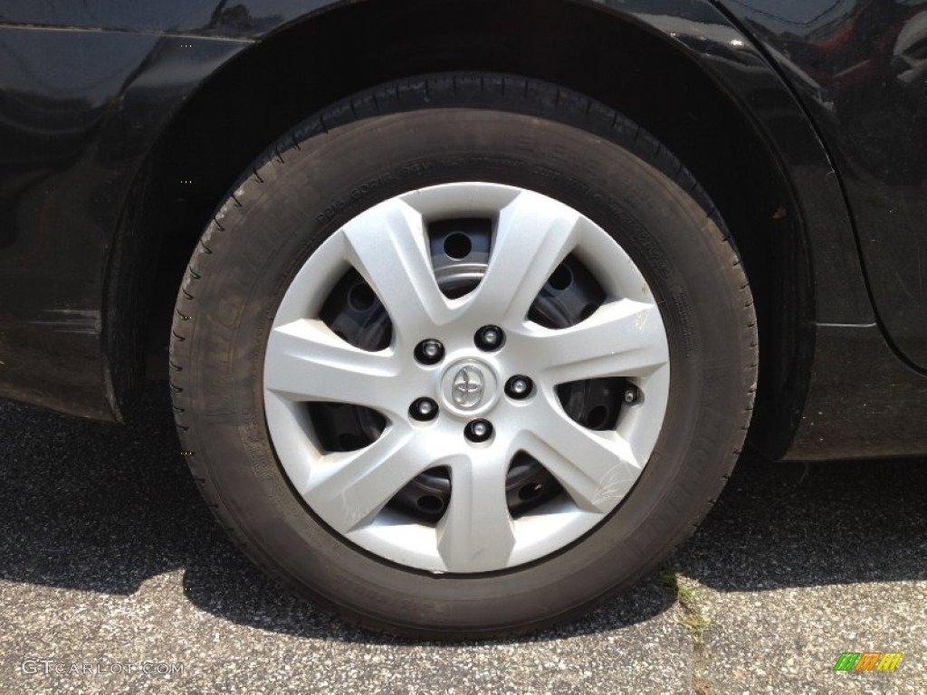 2010 Camry LE - Black / Bisque photo #12