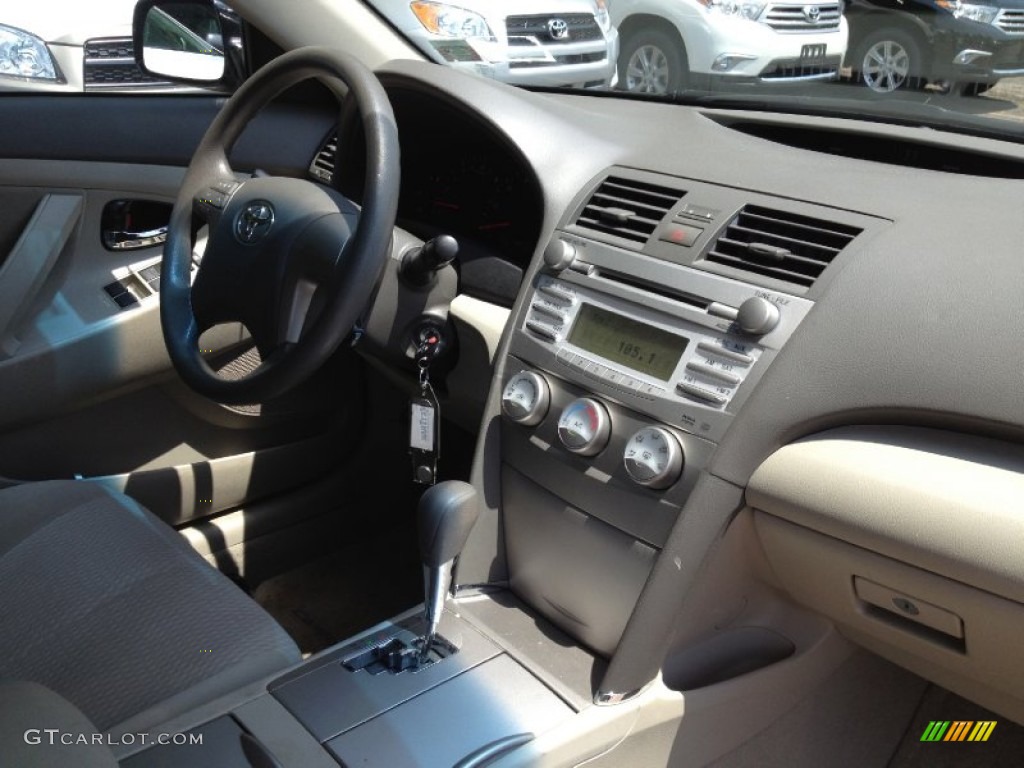 2010 Camry LE - Black / Bisque photo #21