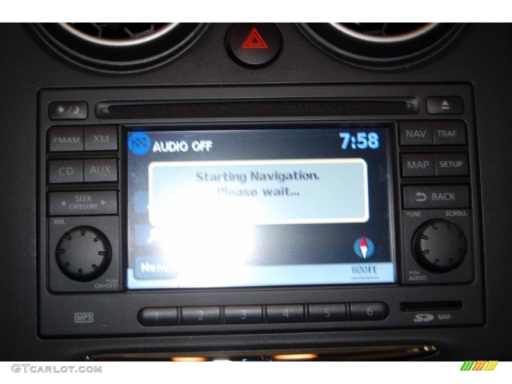 2011 Rogue SL - Gotham Gray Metallic / Gray photo #24